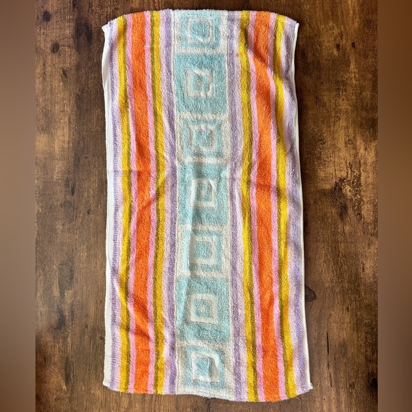 Vintage 60s 70s Striped Cotton Hand Towel – Mid-Century Geometric Design - Picture 5 of 5